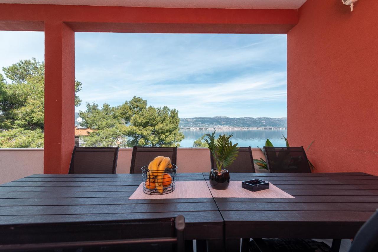 Holiday Villa Nostra Трогир Экстерьер фото