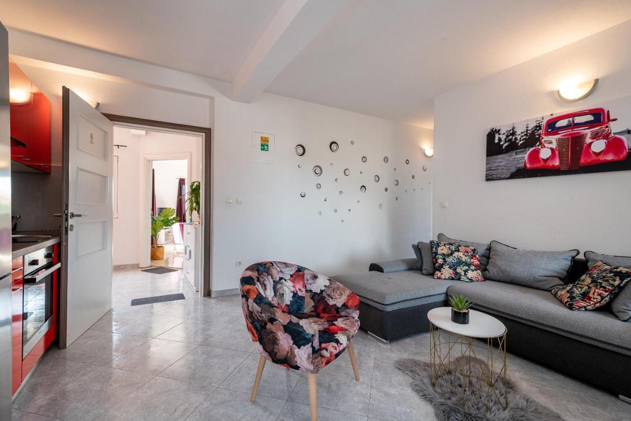 Holiday Villa Nostra Трогир Экстерьер фото