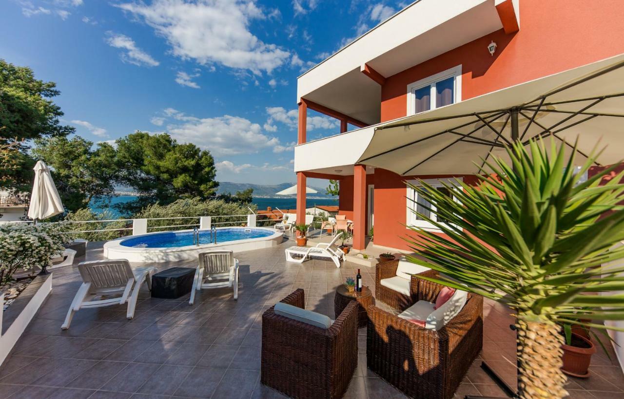 Holiday Villa Nostra Трогир Экстерьер фото